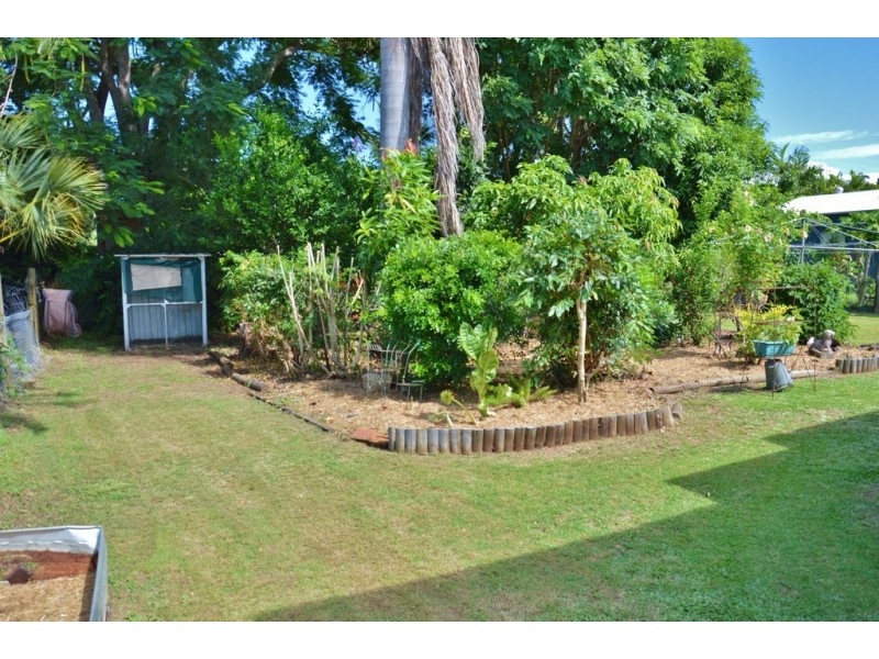 1 Eklund Street, West Mackay QLD 4740