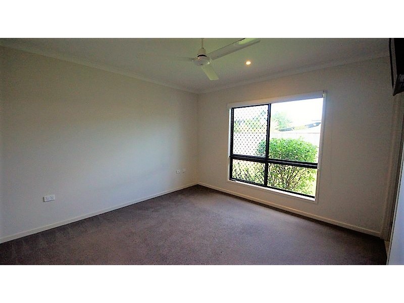 13 Vesta Lane, Ooralea QLD 4740