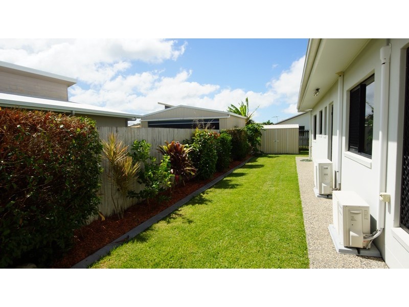 13 Vesta Lane, Ooralea QLD 4740