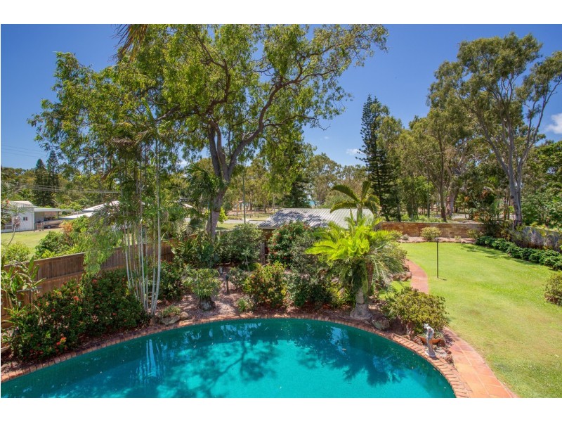 1-2 Walters Avenue, Bucasia QLD 4750