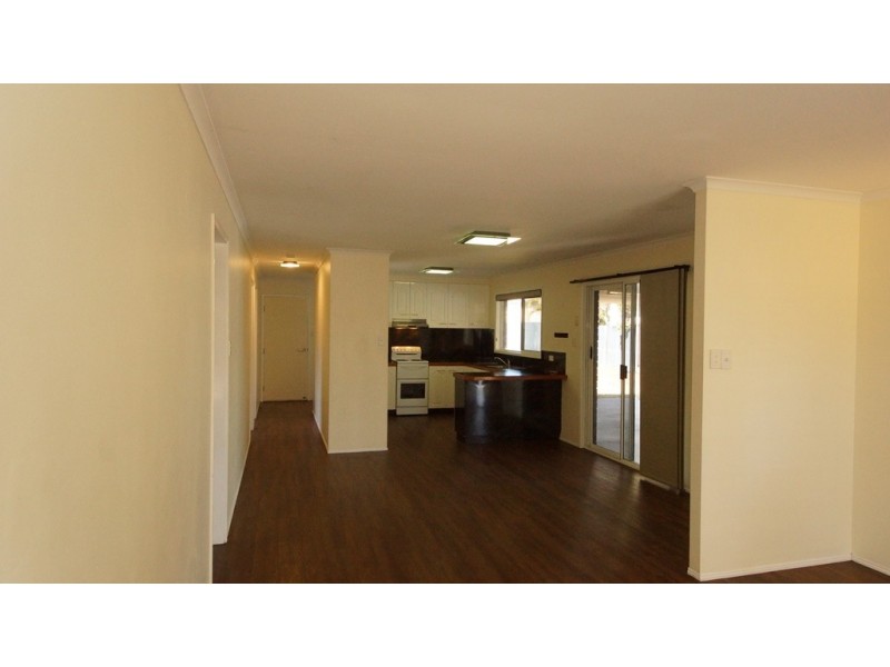 4 Broomdykes Drive, Beaconsfield QLD 4740