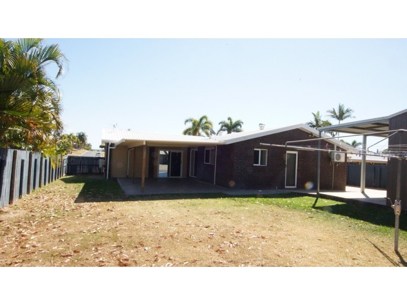 4 Broomdykes Drive, Beaconsfield QLD 4740