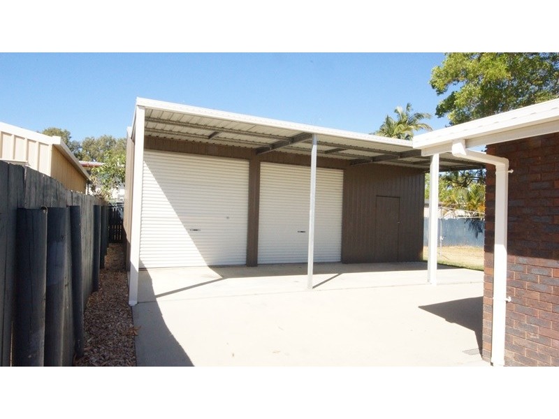 4 Broomdykes Drive, Beaconsfield QLD 4740