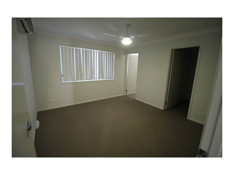 31 Village Circuit, Eimeo QLD 4740