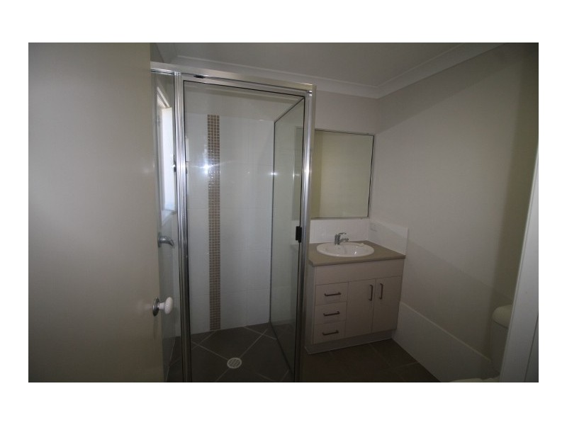 31 Village Circuit, Eimeo QLD 4740