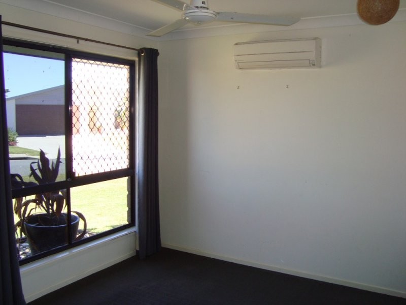 24 Debbiesue Drive, Mount Pleasant QLD 4521