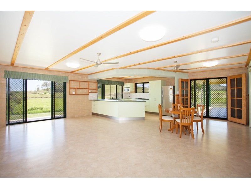 556 Eversleigh Road, Alligator Creek QLD 4740