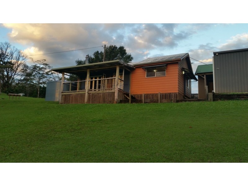 95 Cummings Street, Eungella QLD 4757