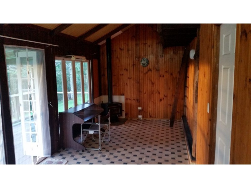 95 Cummings Street, Eungella QLD 4757