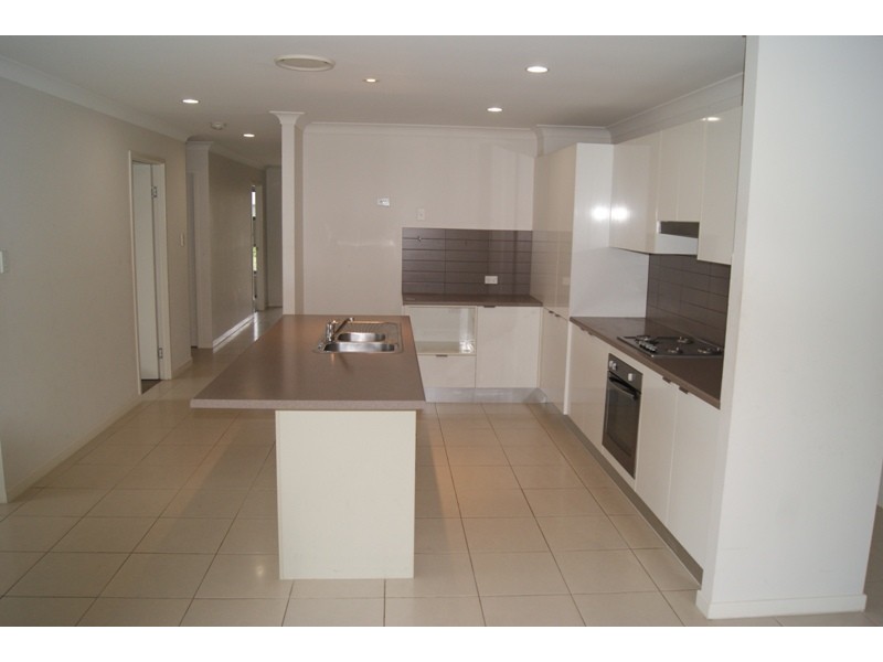 14 Hawkins Street, Bucasia QLD 4750