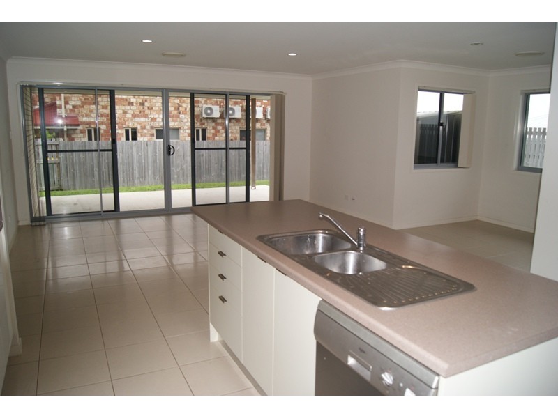 14 Hawkins Street, Bucasia QLD 4750