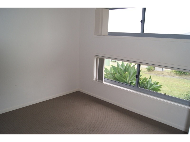 14 Hawkins Street, Bucasia QLD 4750