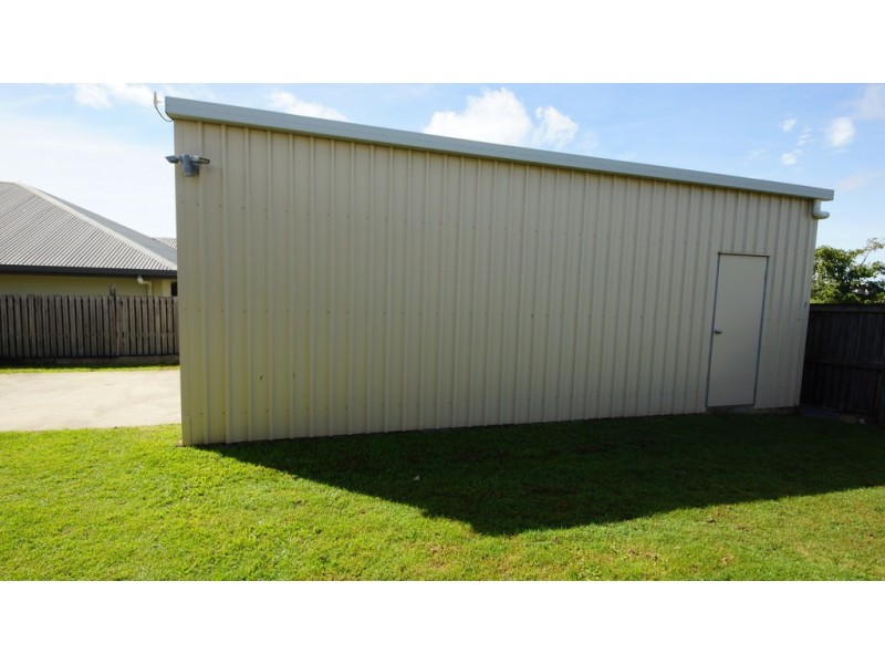 31 Dustwill Street, Eimeo QLD 4740