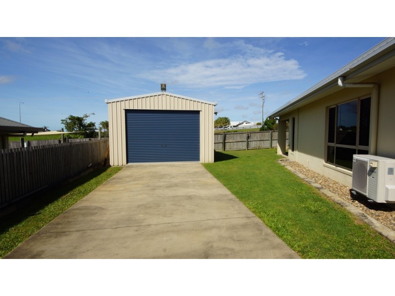 31 Dustwill Street, Eimeo QLD 4740