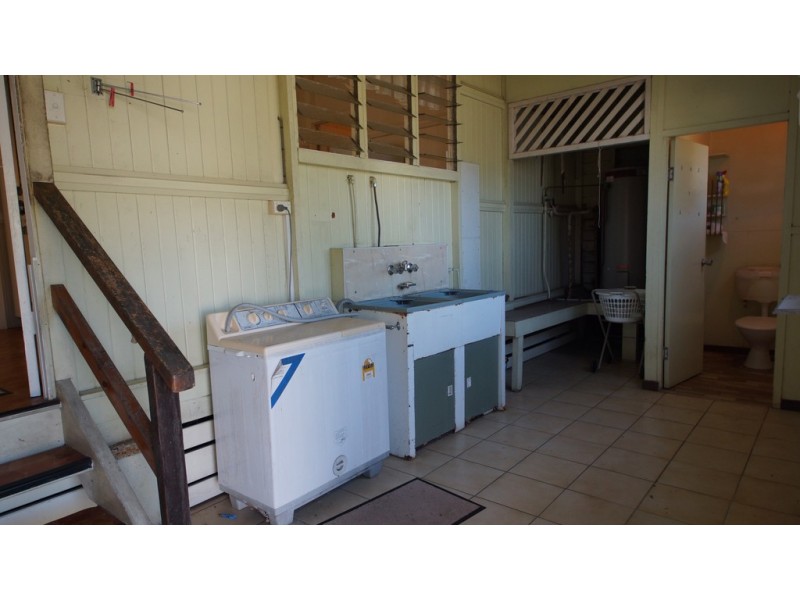 19 Holland Street, West Mackay QLD 4740