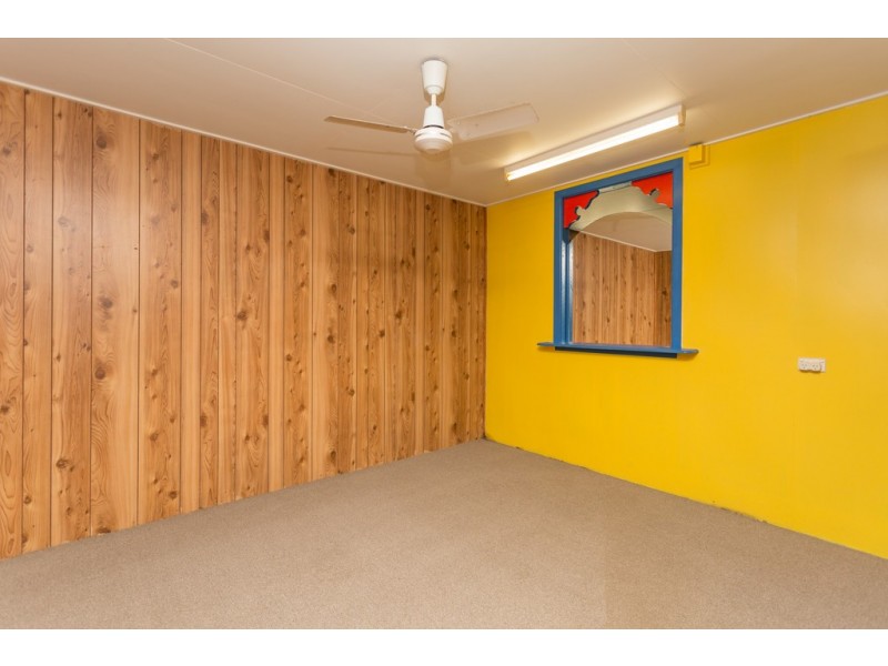 6 Pheasant Street, Slade Point QLD 4740