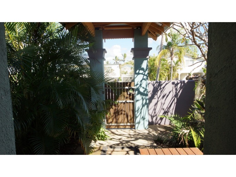 3 Coral Drive, Blacks Beach QLD 4740