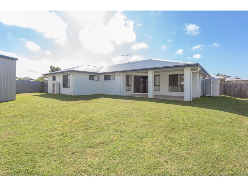15 Kingslea Court, Ooralea QLD 4740