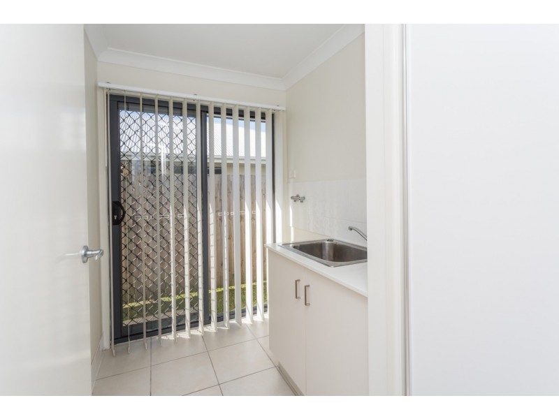 15 Kingslea Court, Ooralea QLD 4740
