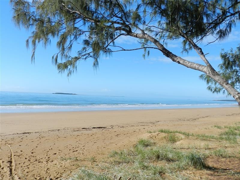 35 Rasmussen Avenue, Hay Point QLD 4740