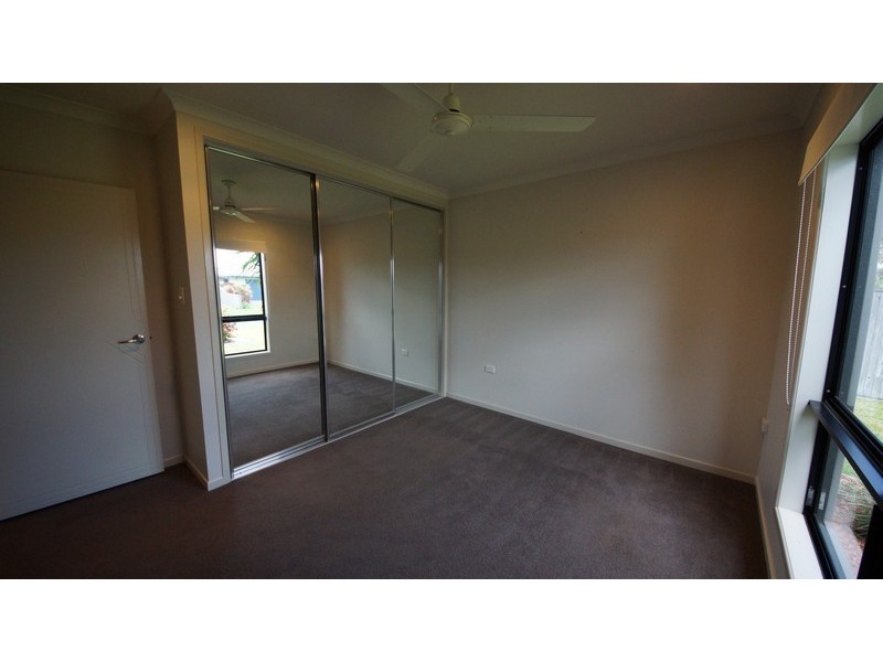 13 Vesta Lane, Ooralea QLD 4740