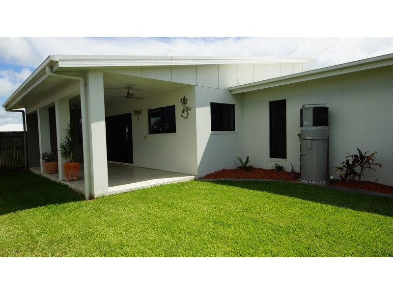 13 Vesta Lane, Ooralea QLD 4740