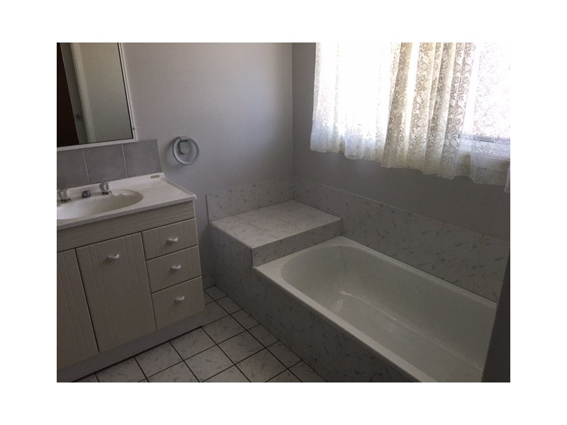 40 Paget Street, West Mackay QLD 4740