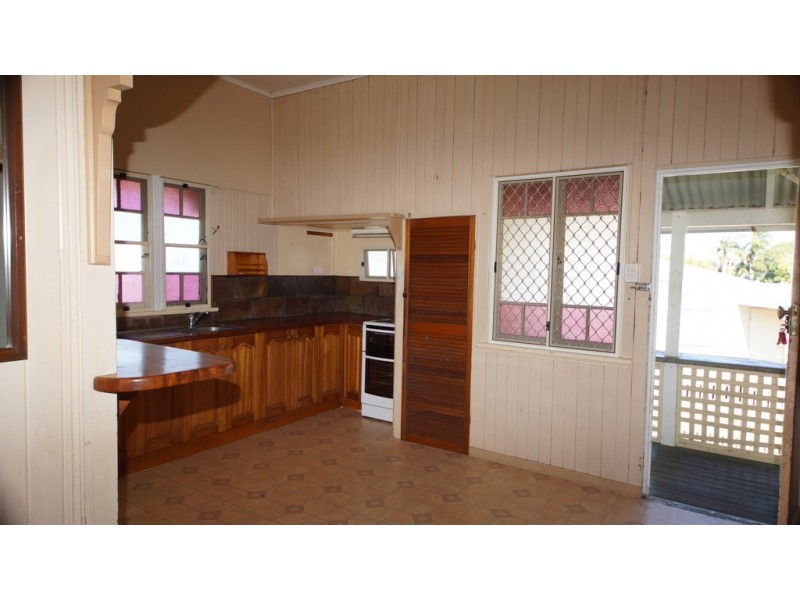 87 Evans Avenue, North Mackay QLD 4740