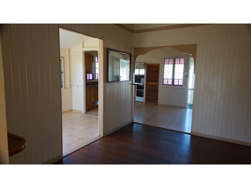 87 Evans Avenue, North Mackay QLD 4740