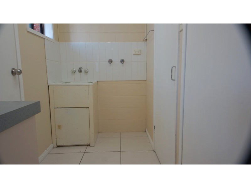 2/395 Bridge Road, West Mackay QLD 4740