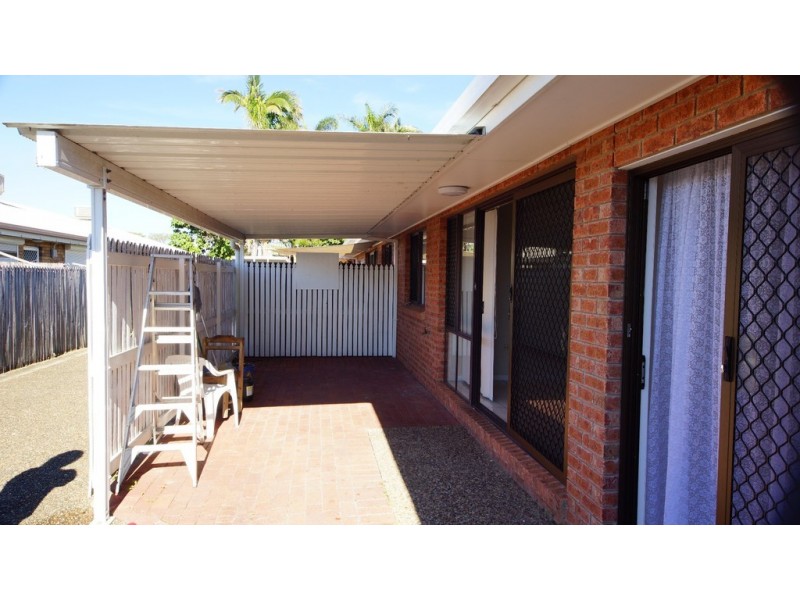 2/395 Bridge Road, West Mackay QLD 4740