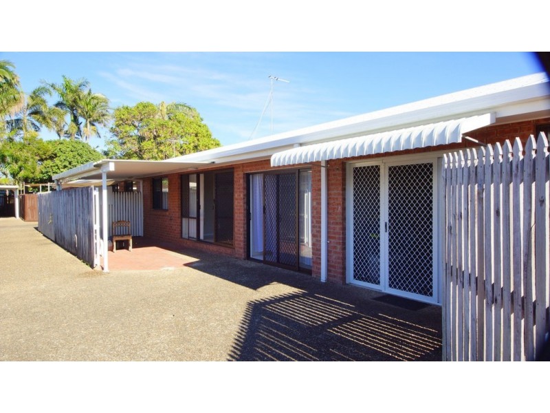 2/395 Bridge Road, West Mackay QLD 4740