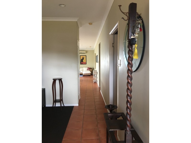 54 Amhurst Street, Slade Point QLD 4740