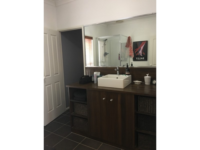54 Amhurst Street, Slade Point QLD 4740