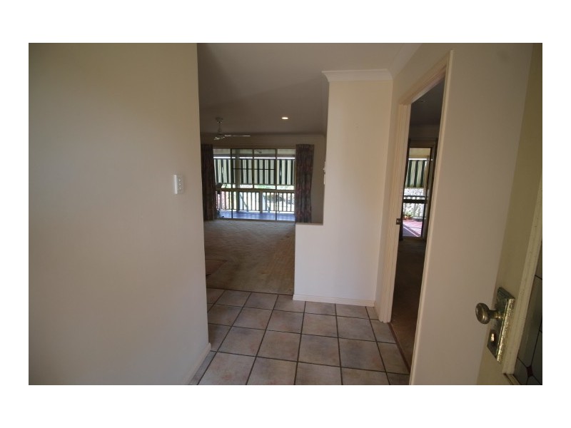8 Rasmussen Avenue, Hay Point QLD 4740