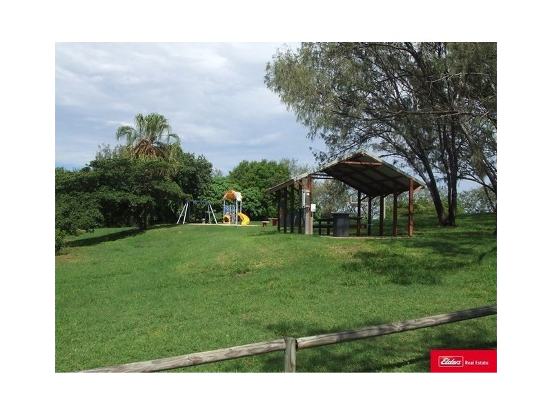 8 Rasmussen Avenue, Hay Point QLD 4740