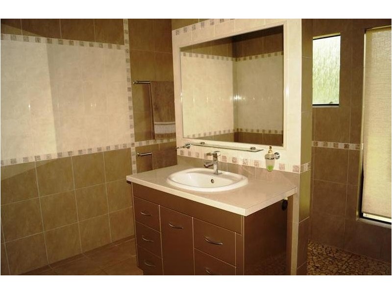 73 Johnson Road, Koumala QLD 4738