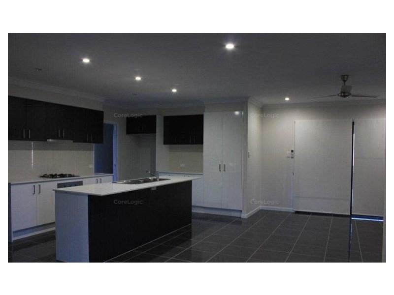 30 Kerrisdale Crescent, Beaconsfield QLD 4740