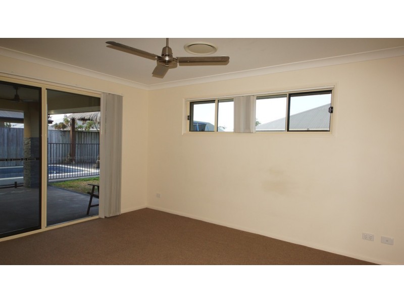 9 Ulladulla Street, Blacks Beach QLD 4740