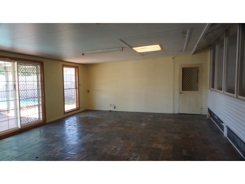 19 Johnson Street, West Mackay QLD 4740