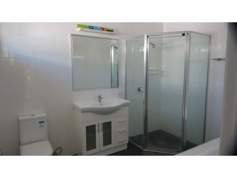 19 Johnson Street, West Mackay QLD 4740