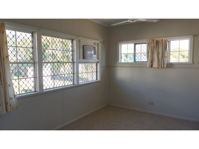 19 Johnson Street, West Mackay QLD 4740