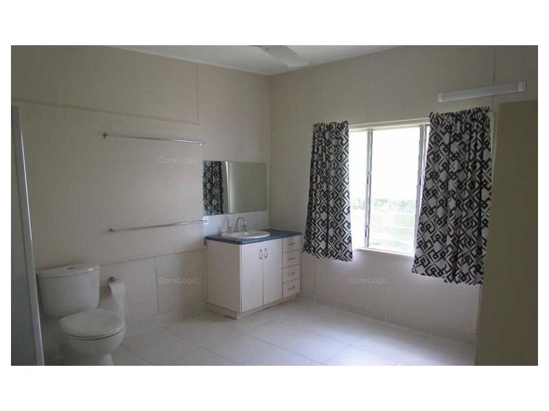 20 McEwans Beach Esplanade, Mcewens Beach QLD 4740