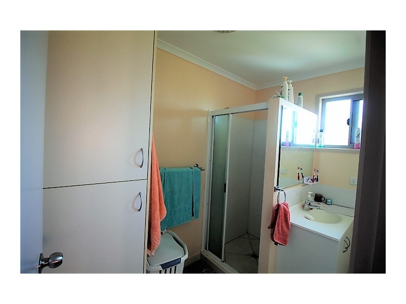 4 Boundary Street, Eton QLD 4741