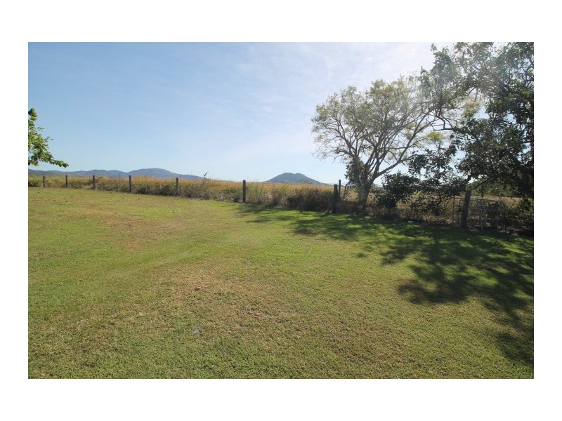 4 Boundary Street, Eton QLD 4741