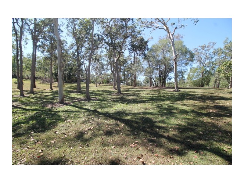 105 Pyms Road, Hampden QLD 4741