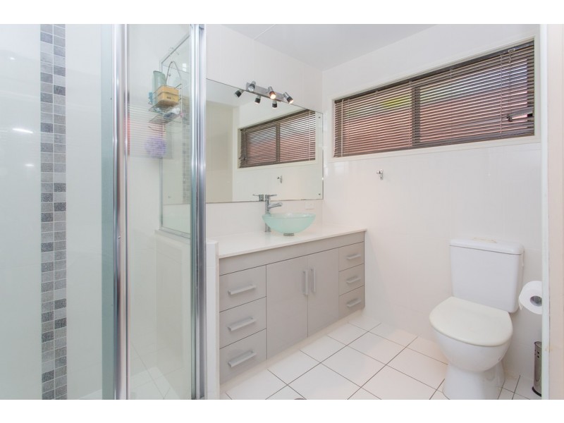 4 Dolphin Drive, Bucasia QLD 4750