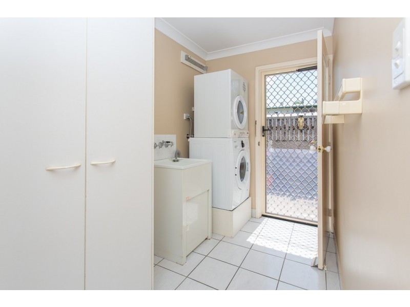 4 Dolphin Drive, Bucasia QLD 4750