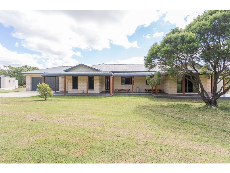 24 Anna Court, Oakenden QLD 4741