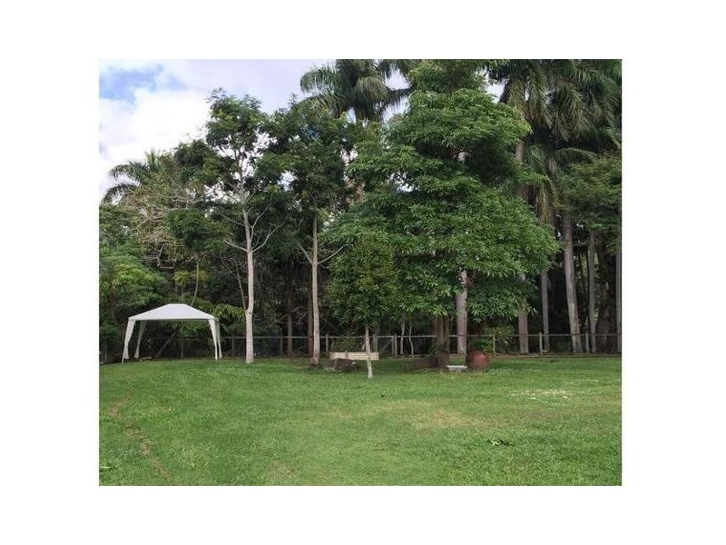 9 FADDEN STREET, Walkerston QLD 4751